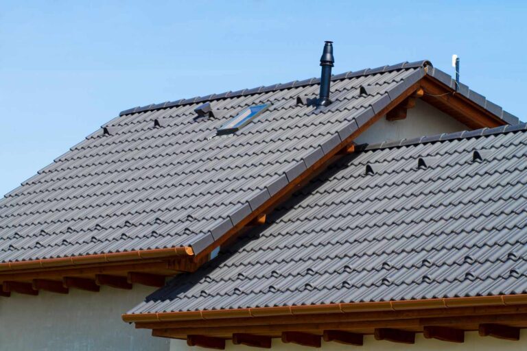 Roofing material variations: Analysis of structural choices and options